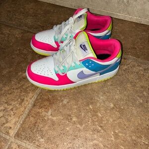 Nike dunk Multicolor Sneakers Easter size 6.5